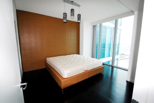 Schlafzimmer mit Blick auf die Bay