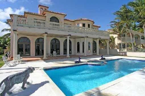 Außergewöhnliche Villa direkt am Golden Beach