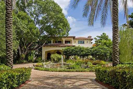 Imposante Villa auf gigantischem Grundstück in Coconut Grove