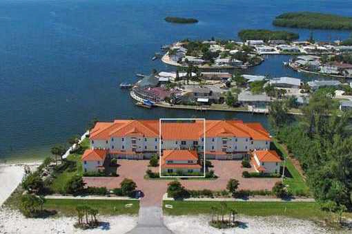 Grandiose Wohneinheit in exklusiver Residenz direkt am Meer