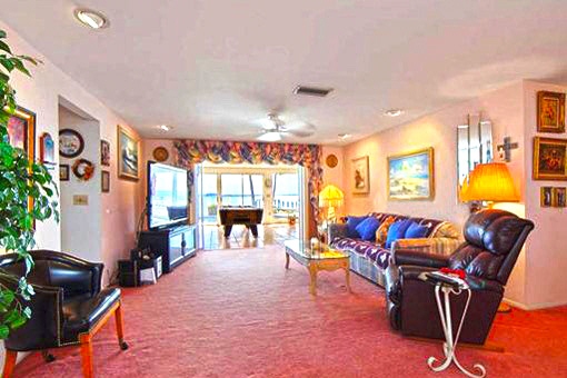 Gemütliches Wohnzimmer