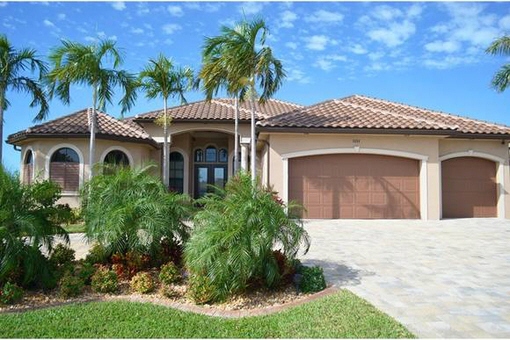 Bezauberndes Haus mit direktem Wasserzugang in Cape Coral